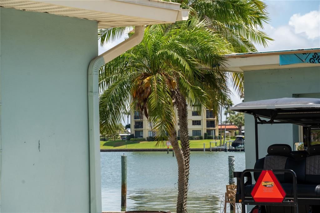 For Sale: $449,000 (2 beds, 2 baths, 1035 Square Feet)
