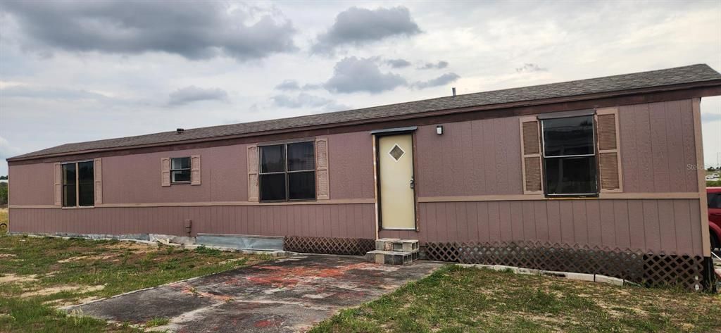 For Sale: $179,999 (2 beds, 2 baths, 924 Square Feet)