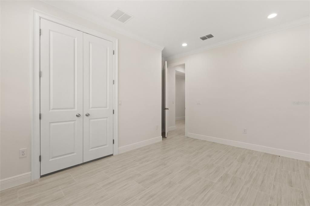 For Sale: $309,900 (4 beds, 3 baths, 2069 Square Feet)