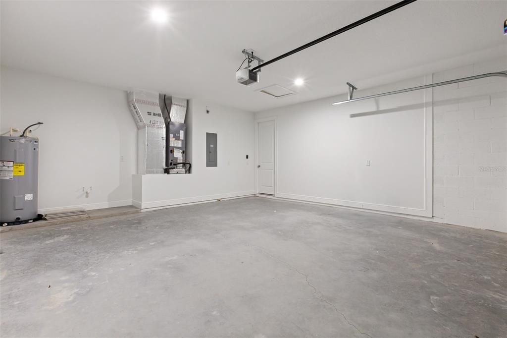 For Sale: $309,900 (4 beds, 3 baths, 2069 Square Feet)