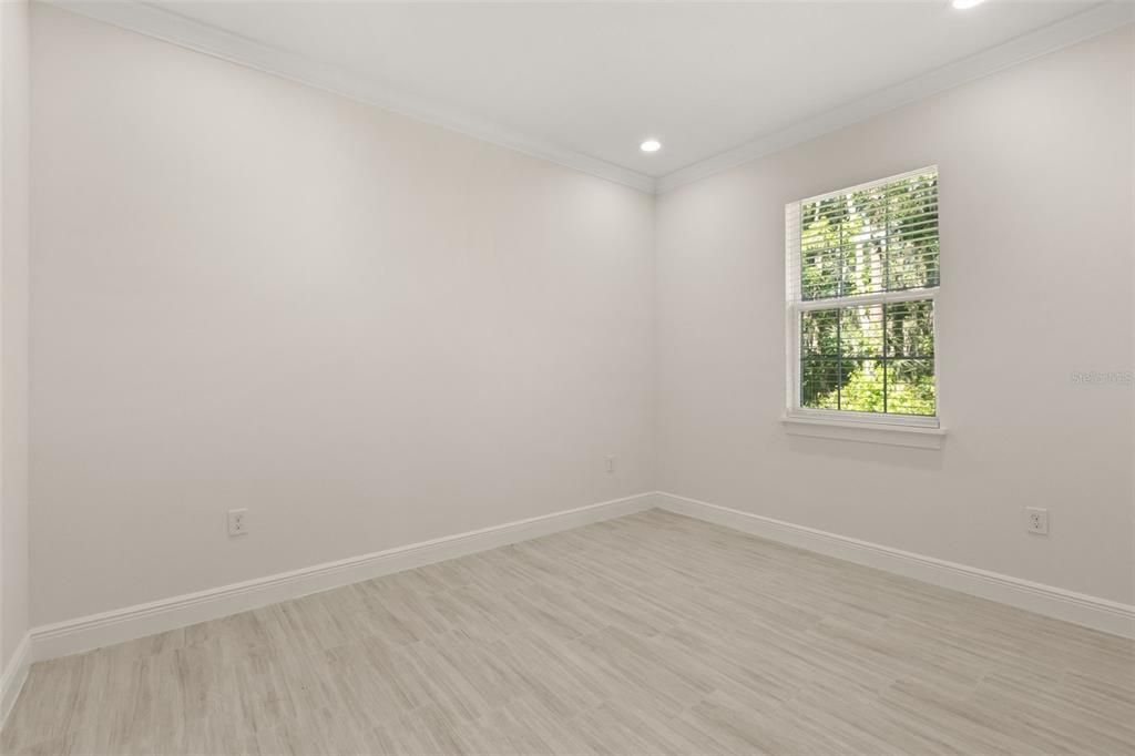 For Sale: $309,900 (4 beds, 3 baths, 2069 Square Feet)