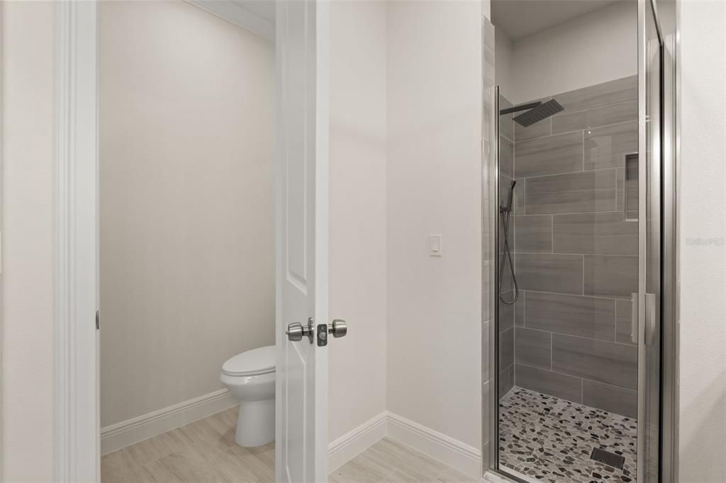 For Sale: $309,900 (4 beds, 3 baths, 2069 Square Feet)