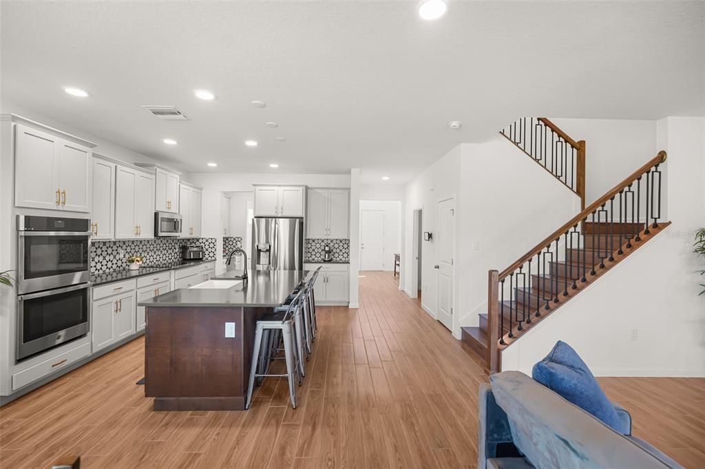 En Venta: $749,990 (5 camas, 5 baños, 3783 Pies cuadrados)