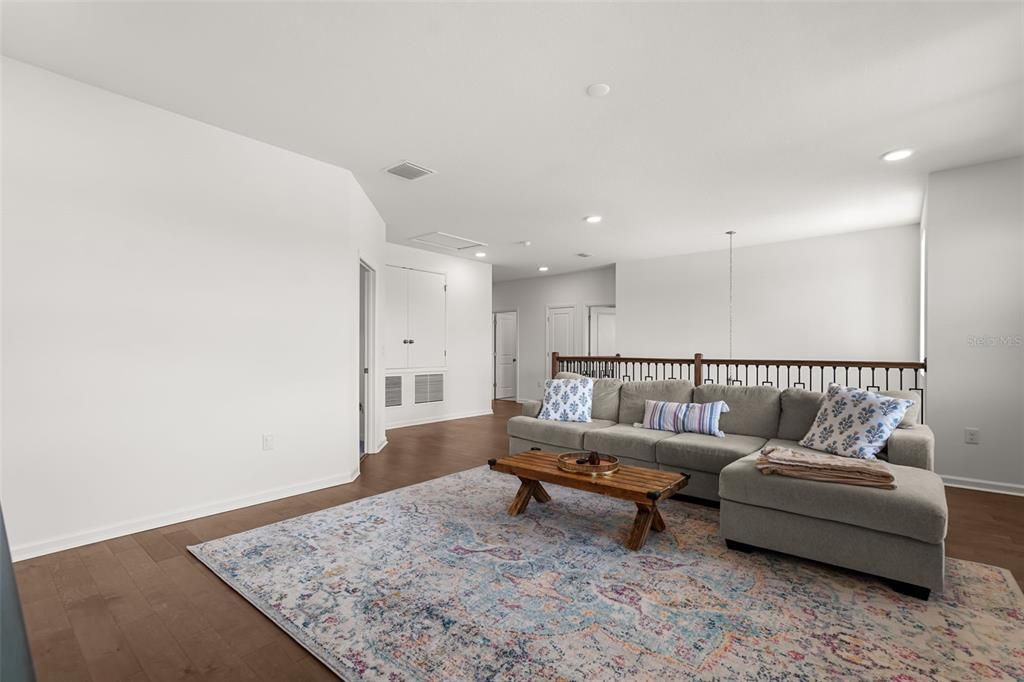 En Venta: $749,990 (5 camas, 5 baños, 3783 Pies cuadrados)