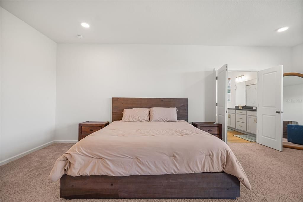 En Venta: $749,990 (5 camas, 5 baños, 3783 Pies cuadrados)
