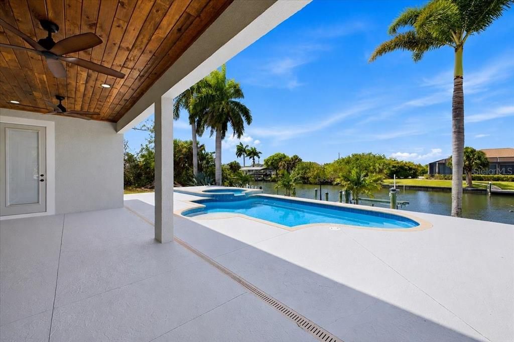En Venta: $1,350,000 (5 camas, 3 baños, 3861 Pies cuadrados)