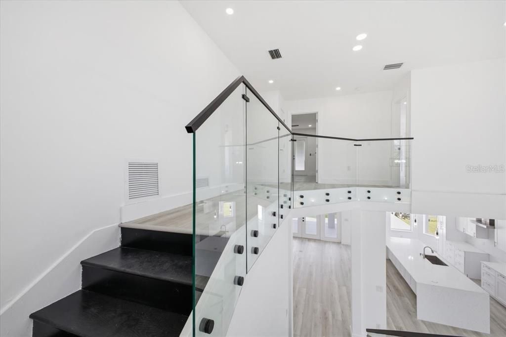 En Venta: $1,350,000 (5 camas, 3 baños, 3861 Pies cuadrados)