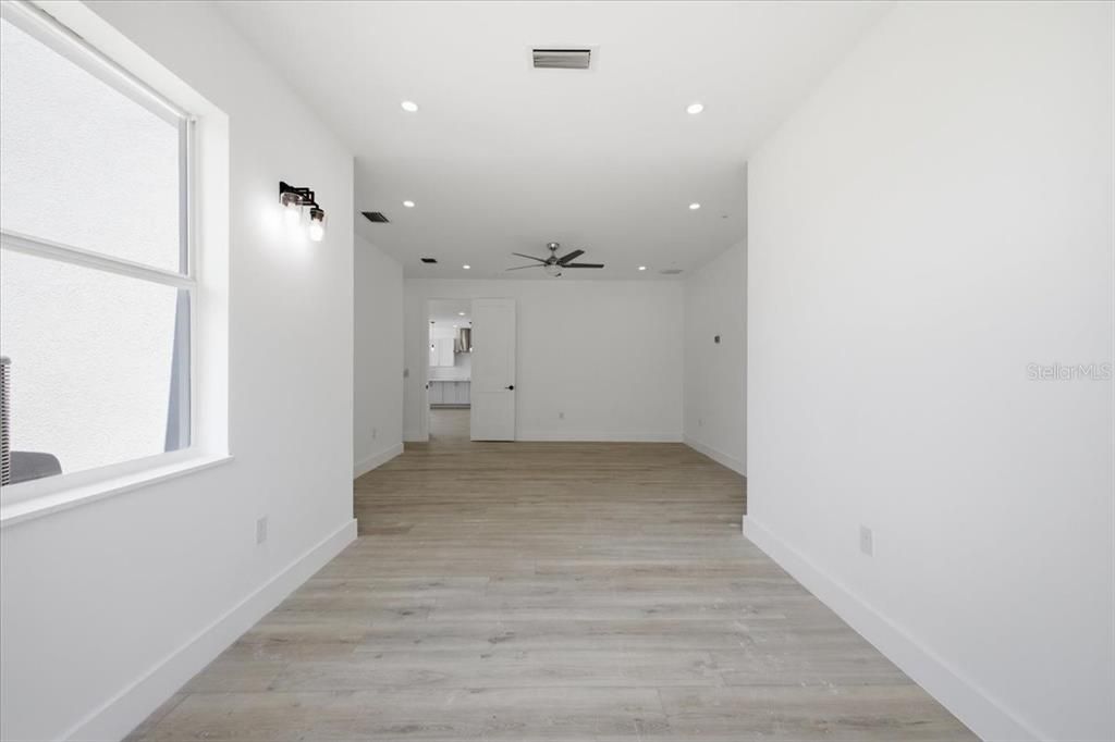 En Venta: $1,350,000 (5 camas, 3 baños, 3861 Pies cuadrados)