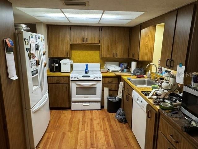 На продажу: $362,500 (3 спален, 2 ванн, 1654 Квадратных фут)
