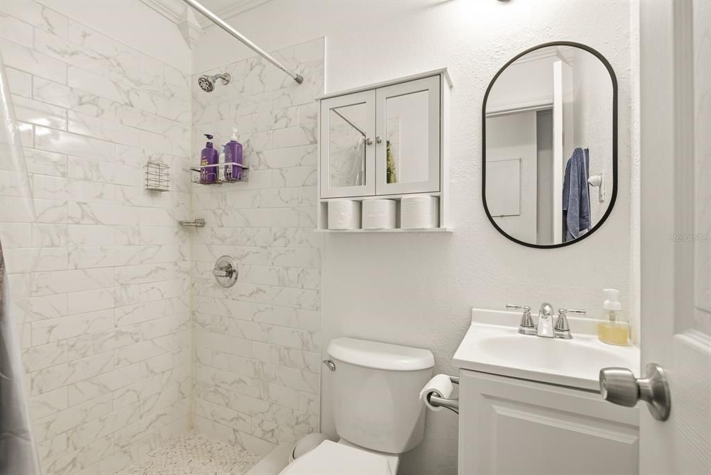 For Sale: $400,000 (4 beds, 3 baths, 1536 Square Feet)