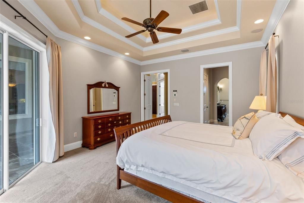 For Sale: $1,649,000 (4 beds, 3 baths, 4219 Square Feet)