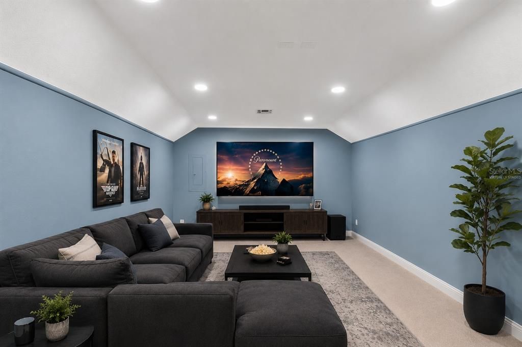 For Sale: $1,649,000 (4 beds, 3 baths, 4219 Square Feet)