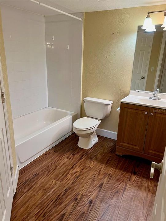 В аренду: $1,295 (1 спален, 1 ванн, 712 Квадратных фут)