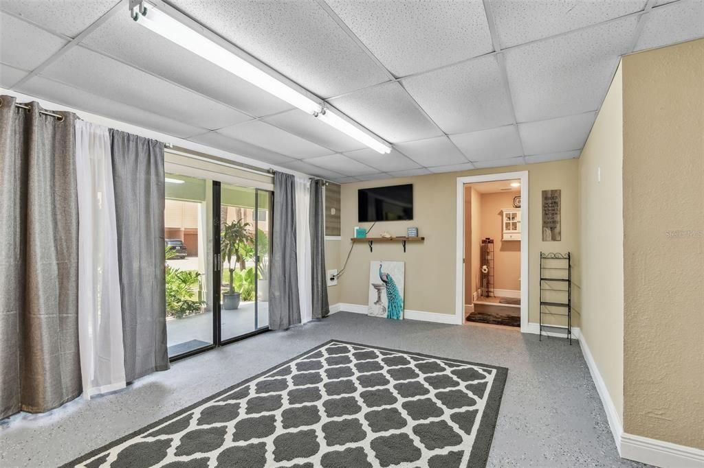 For Rent: $4,000 (4 beds, 3 baths, 2025 Square Feet)