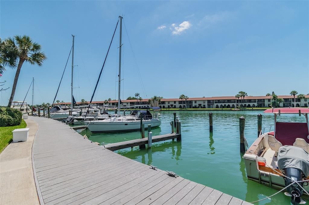 For Rent: $4,000 (4 beds, 3 baths, 2025 Square Feet)