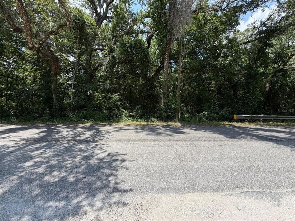 待售: $31,000 (0.57 acres)