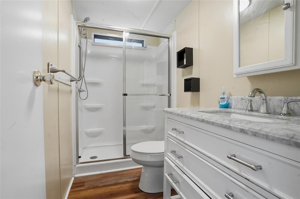 На продажу: $135,000 (3 спален, 2 ванн, 1056 Квадратных фут)