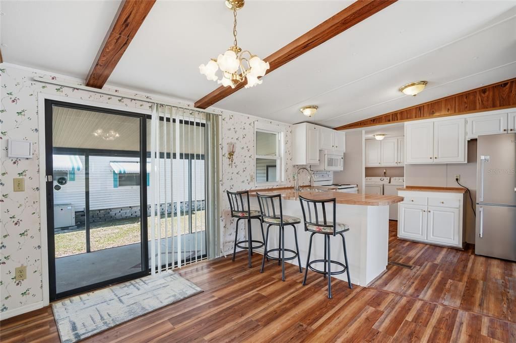 На продажу: $135,000 (3 спален, 2 ванн, 1056 Квадратных фут)