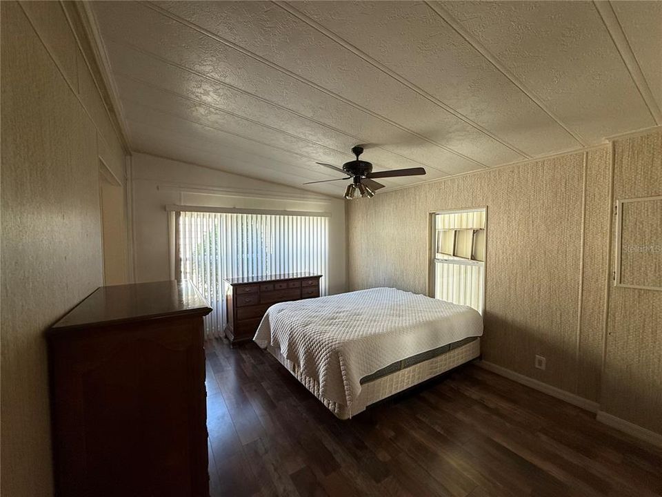 En Venta: $165,500 (2 camas, 2 baños, 1440 Pies cuadrados)