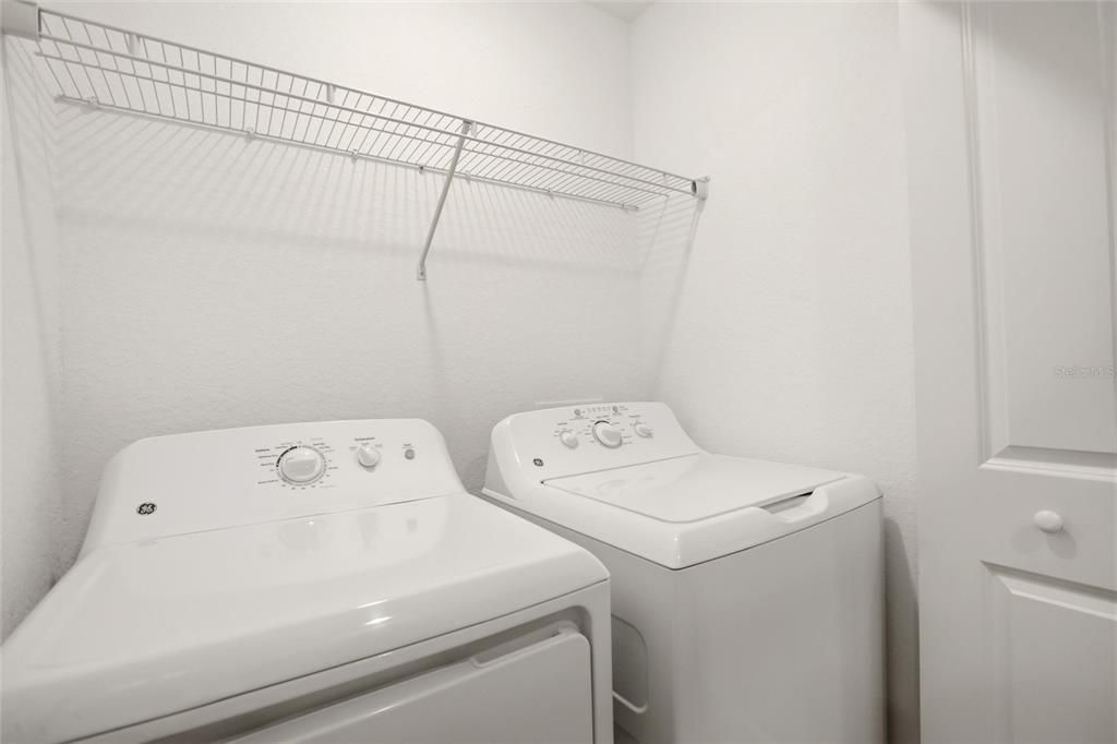 For Sale: $222,900 (2 beds, 2 baths, 1123 Square Feet)