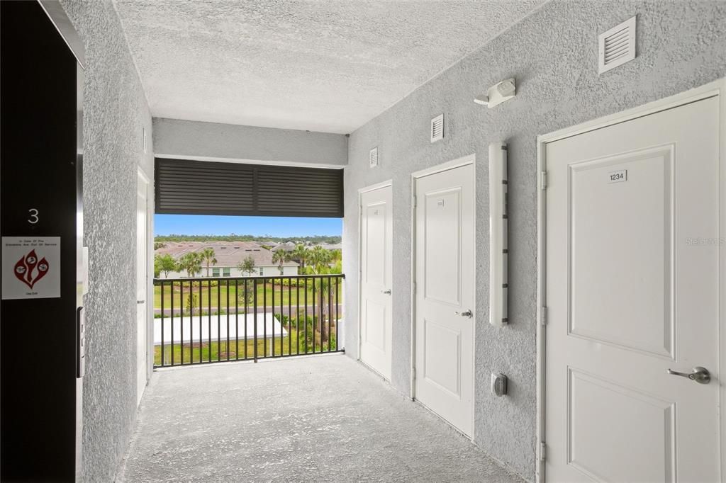 For Sale: $222,900 (2 beds, 2 baths, 1123 Square Feet)