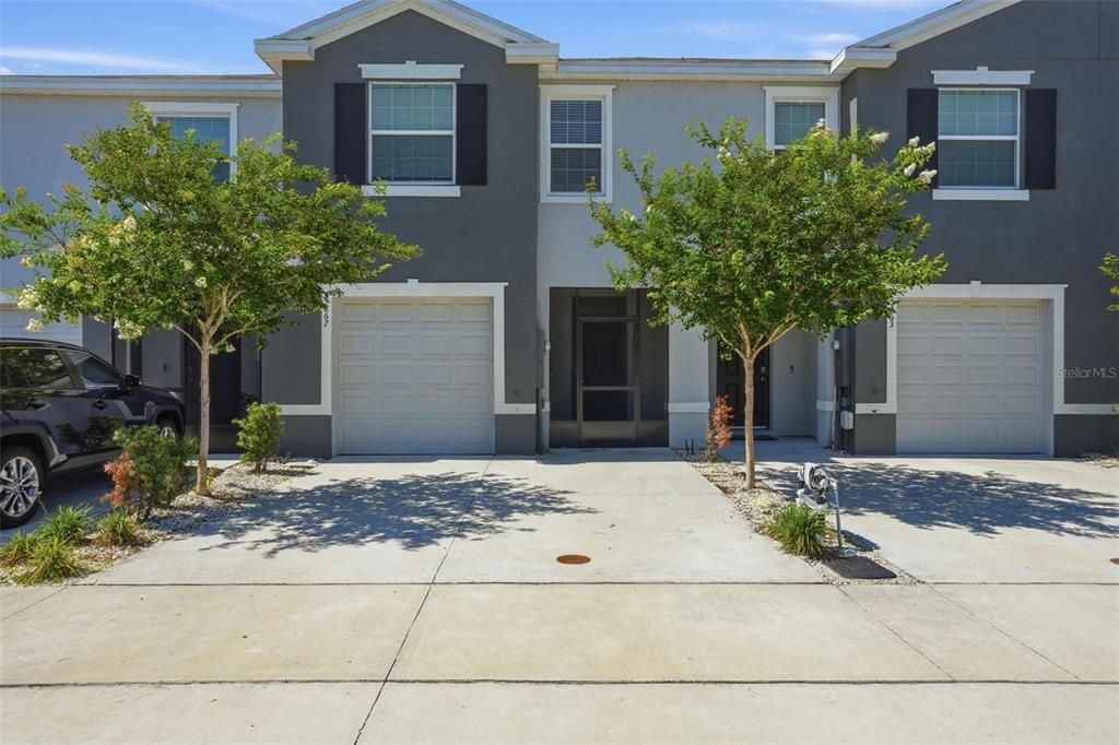 For Rent: $1,945 (3 beds, 2 baths, 1688 Square Feet)