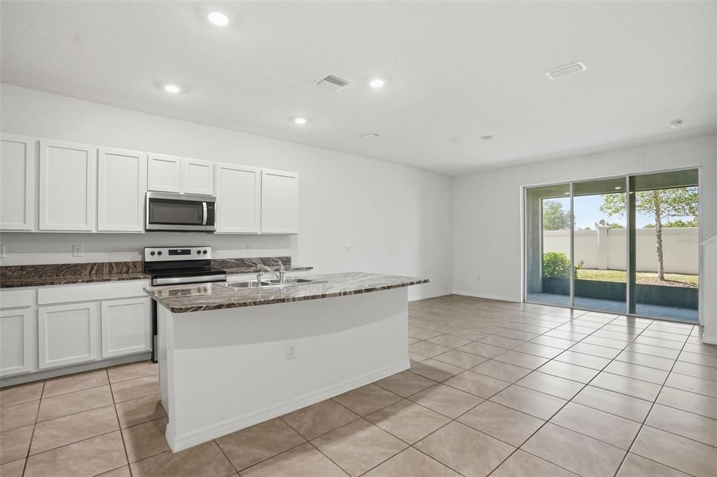 For Rent: $1,945 (3 beds, 2 baths, 1688 Square Feet)