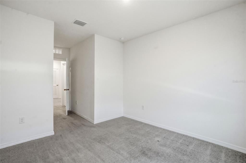 For Rent: $1,945 (3 beds, 2 baths, 1688 Square Feet)