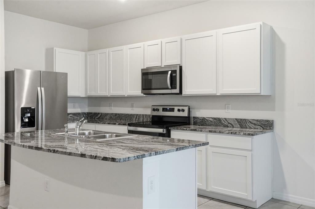 For Rent: $1,945 (3 beds, 2 baths, 1688 Square Feet)
