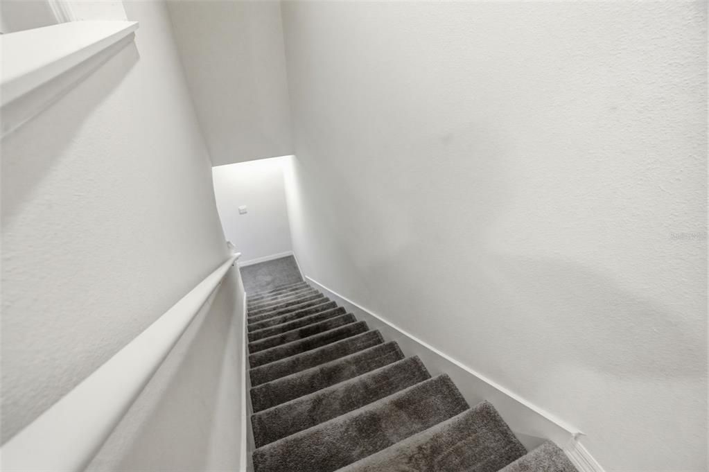 For Rent: $1,945 (3 beds, 2 baths, 1688 Square Feet)