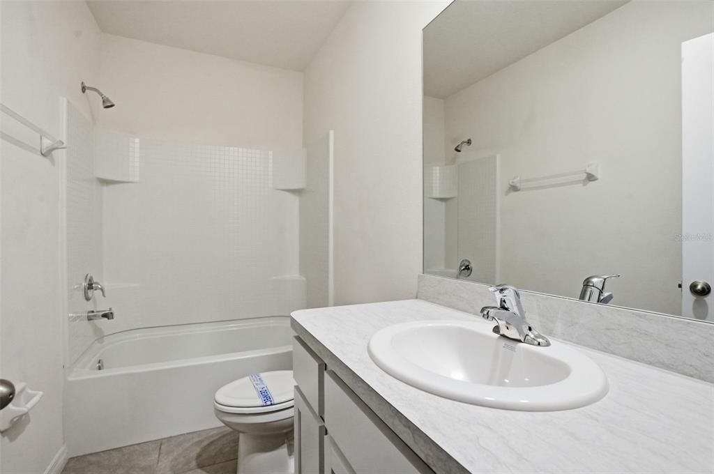For Rent: $1,945 (3 beds, 2 baths, 1688 Square Feet)