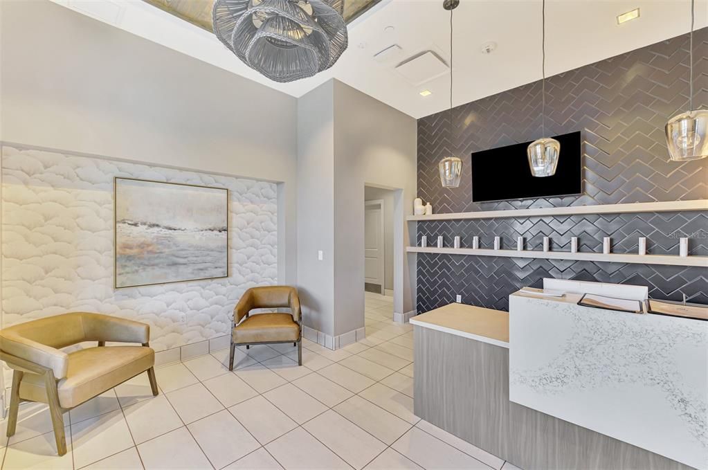 For Sale: $309,000 (2 beds, 2 baths, 1124 Square Feet)