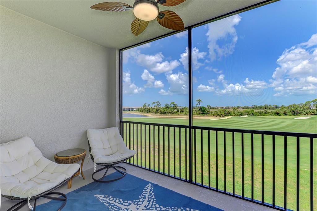 For Sale: $309,000 (2 beds, 2 baths, 1124 Square Feet)