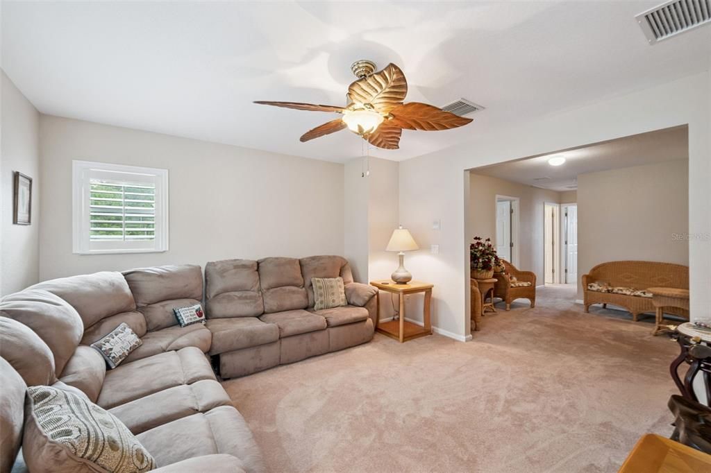 Active With Contract: $535,000 (4 beds, 3 baths, 2473 Square Feet)