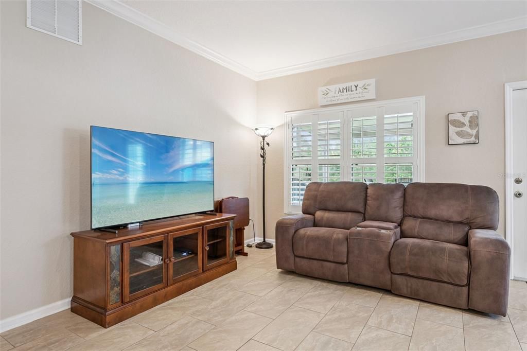 Active With Contract: $535,000 (4 beds, 3 baths, 2473 Square Feet)