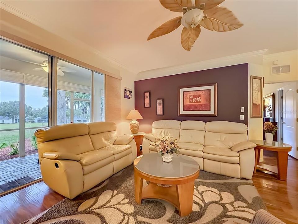 En Venta: $395,900 (3 camas, 2 baños, 1873 Pies cuadrados)