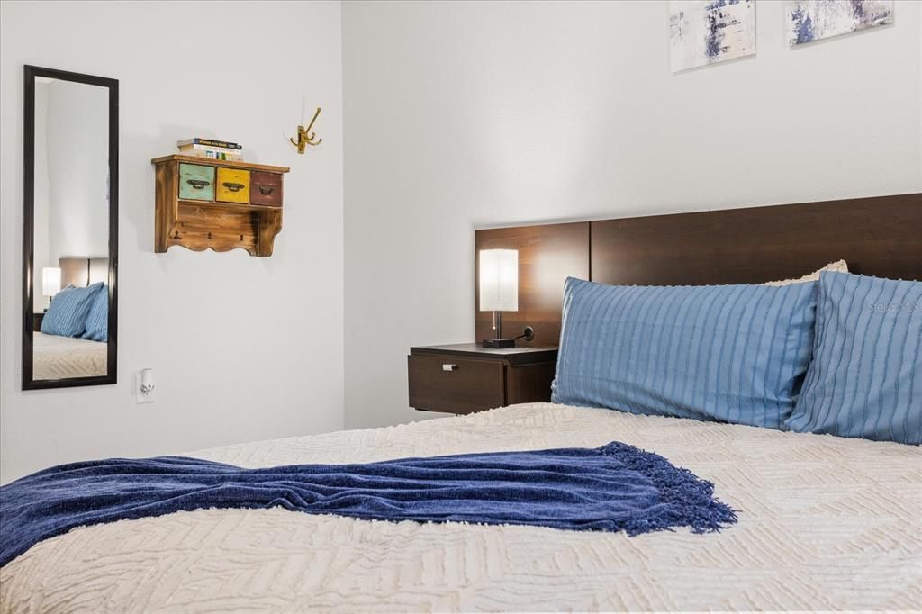 В аренду: $2,300 (3 спален, 2 ванн, 1300 Квадратных фут)