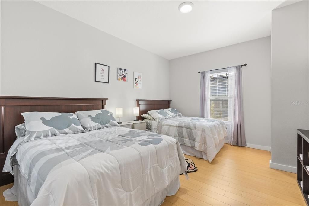 В аренду: $2,300 (3 спален, 2 ванн, 1300 Квадратных фут)
