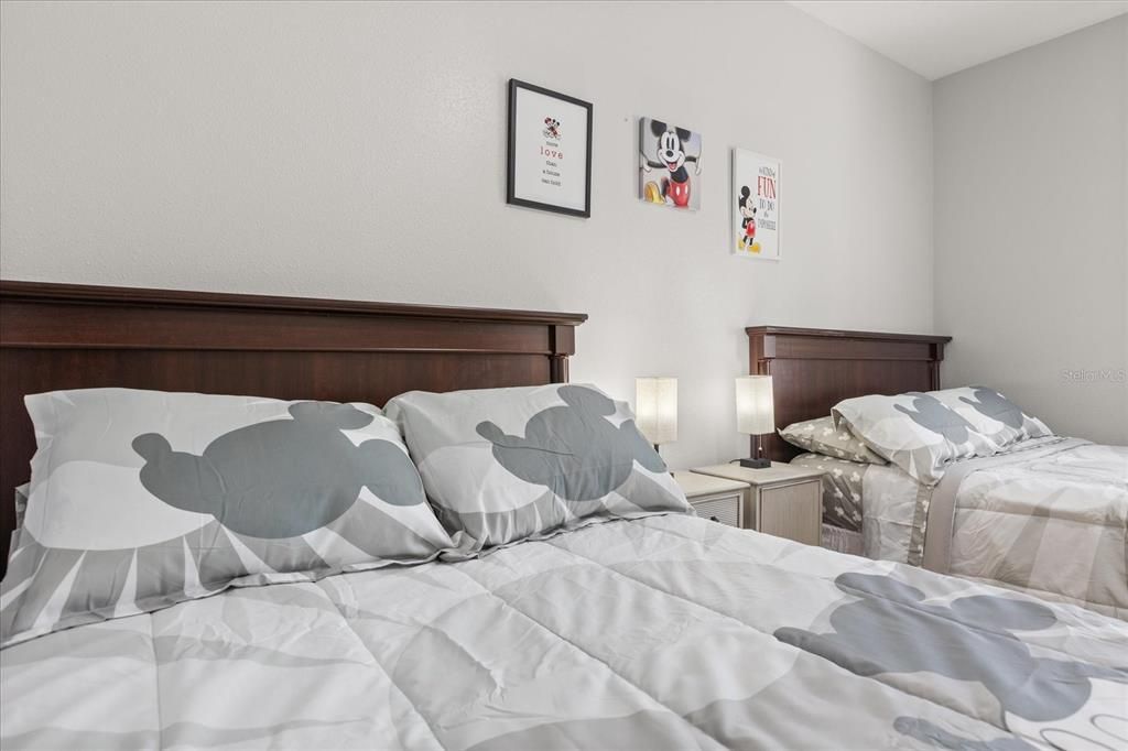 В аренду: $2,300 (3 спален, 2 ванн, 1300 Квадратных фут)