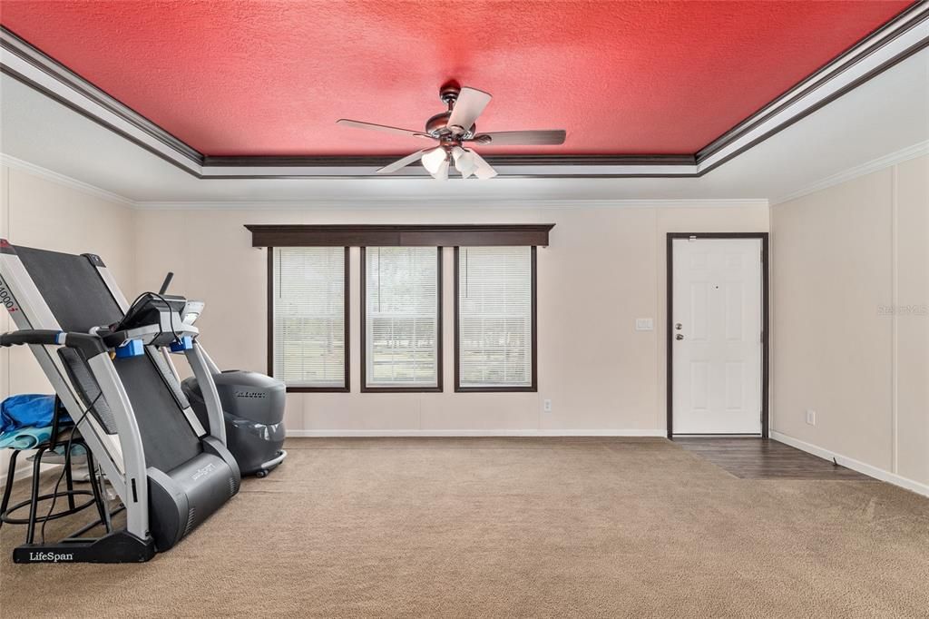 En Venta: $252,000 (4 camas, 3 baños, 2079 Pies cuadrados)