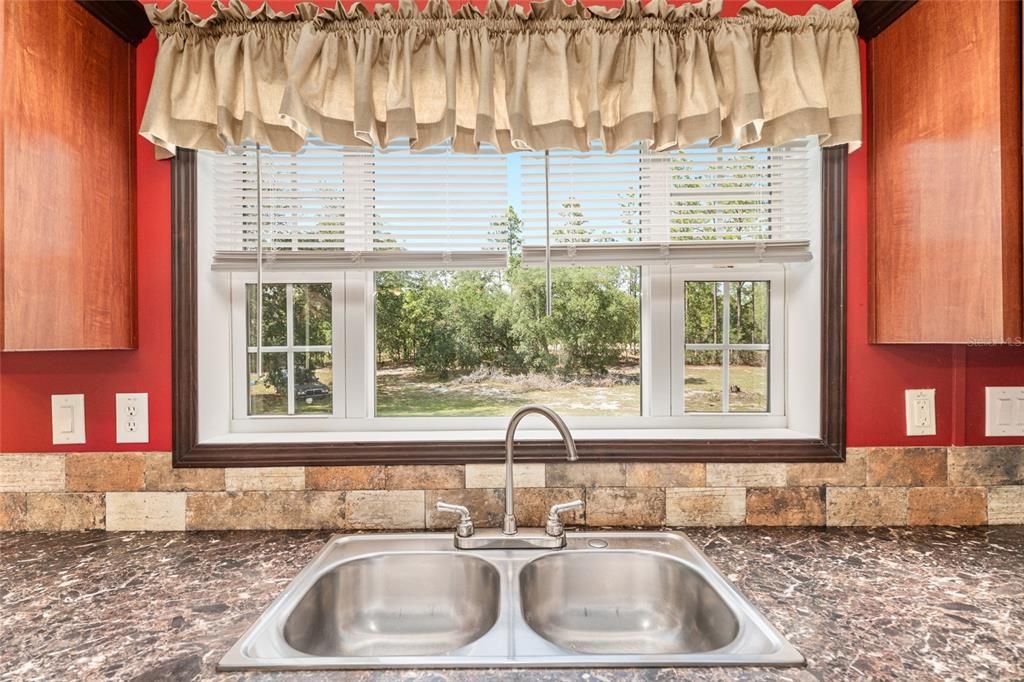 En Venta: $252,000 (4 camas, 3 baños, 2079 Pies cuadrados)
