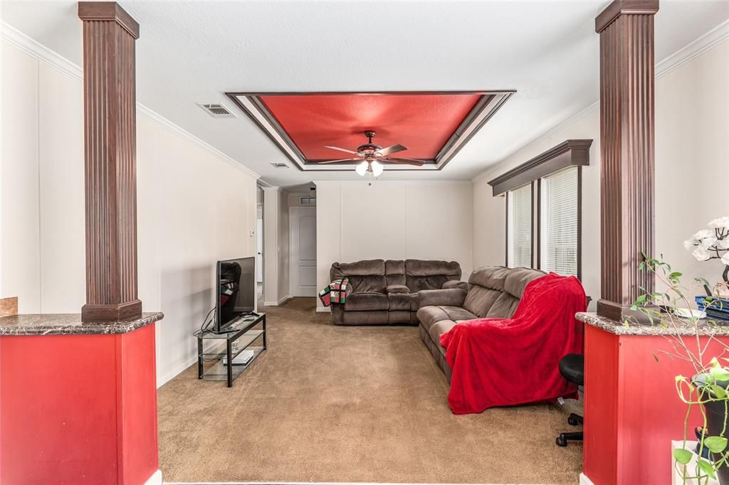 En Venta: $252,000 (4 camas, 3 baños, 2079 Pies cuadrados)