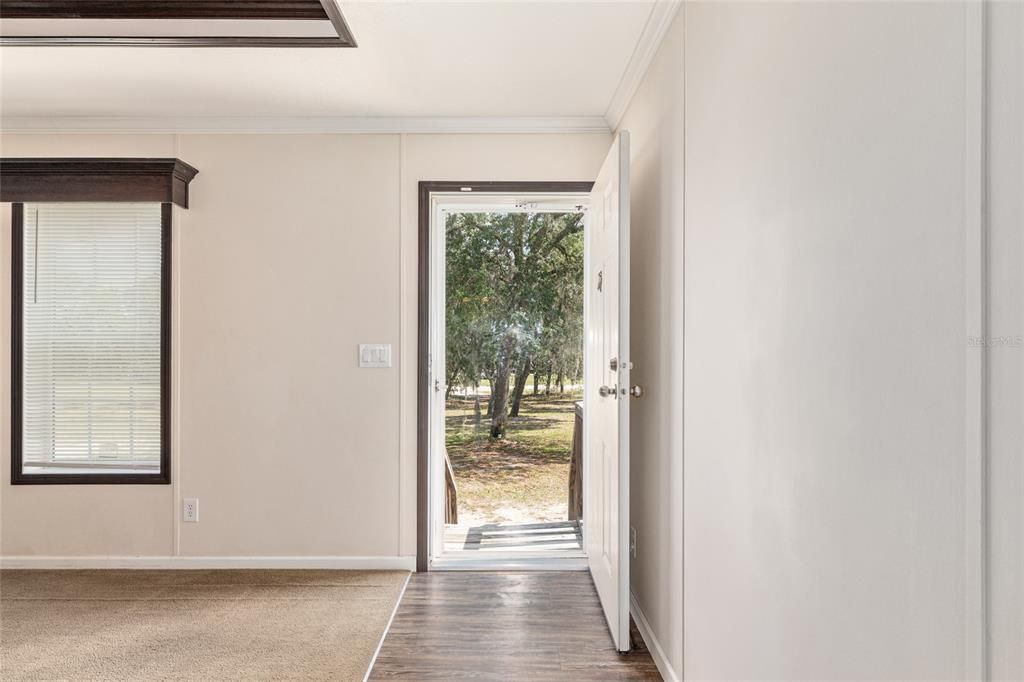 En Venta: $252,000 (4 camas, 3 baños, 2079 Pies cuadrados)