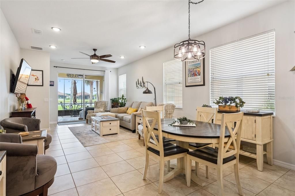 For Sale: $299,000 (3 beds, 2 baths, 1539 Square Feet)
