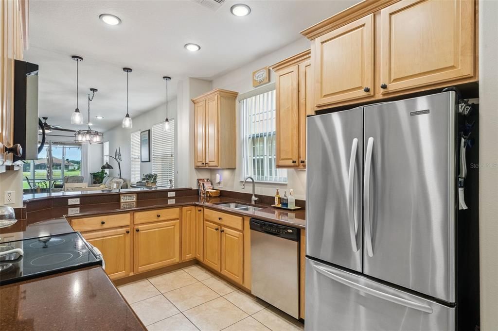 For Sale: $299,000 (3 beds, 2 baths, 1539 Square Feet)