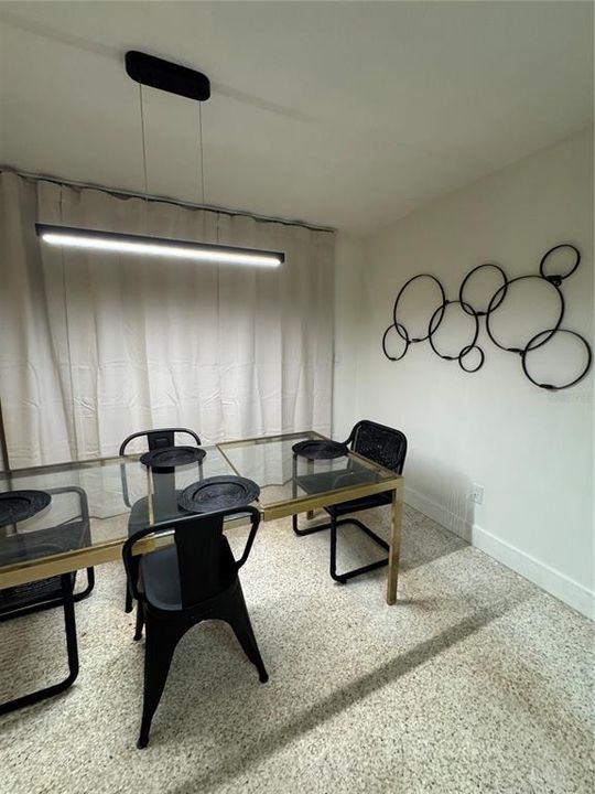 В аренду: $1,200 (5 спален, 2 ванн, 1512 Квадратных фут)