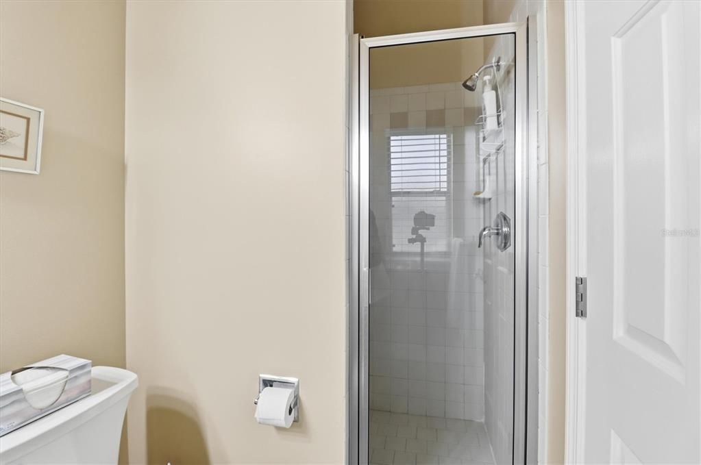 Activo con contrato: $924,500 (4 camas, 3 baños, 3575 Pies cuadrados)