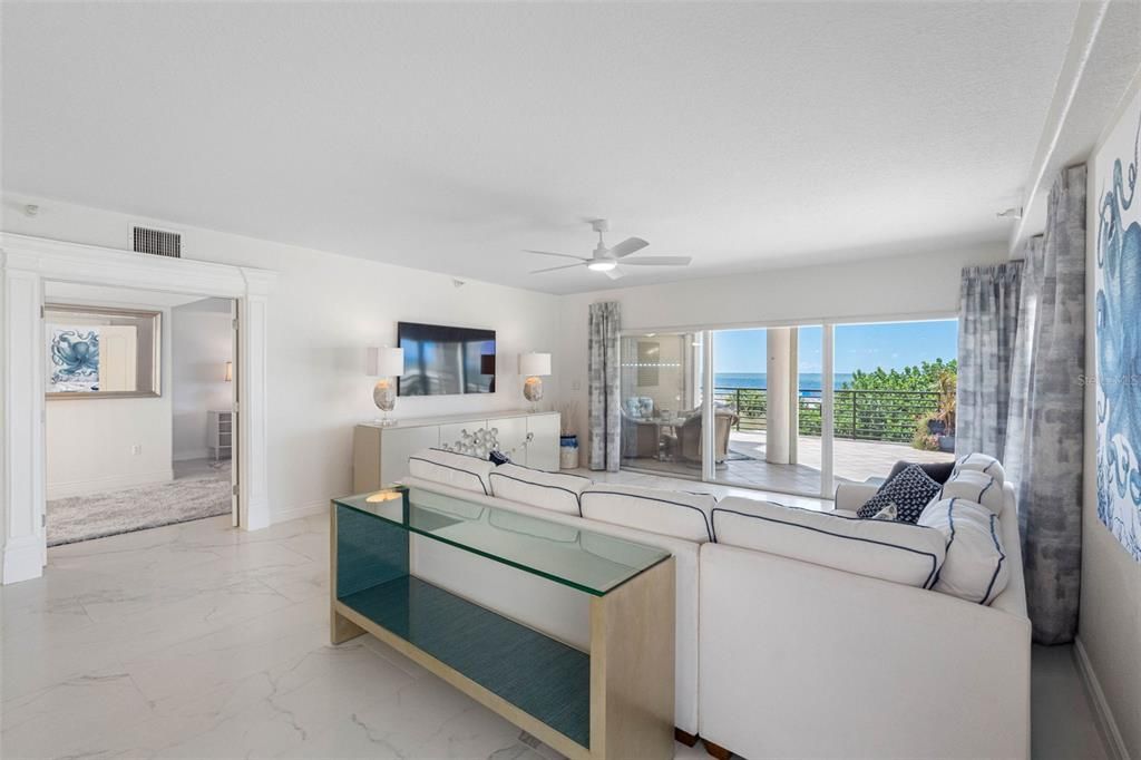 For Sale: $2,250,000 (3 beds, 3 baths, 2659 Square Feet)
