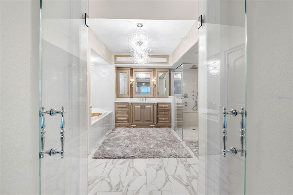 For Sale: $2,250,000 (3 beds, 3 baths, 2659 Square Feet)
