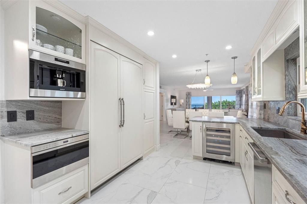For Sale: $2,250,000 (3 beds, 3 baths, 2659 Square Feet)
